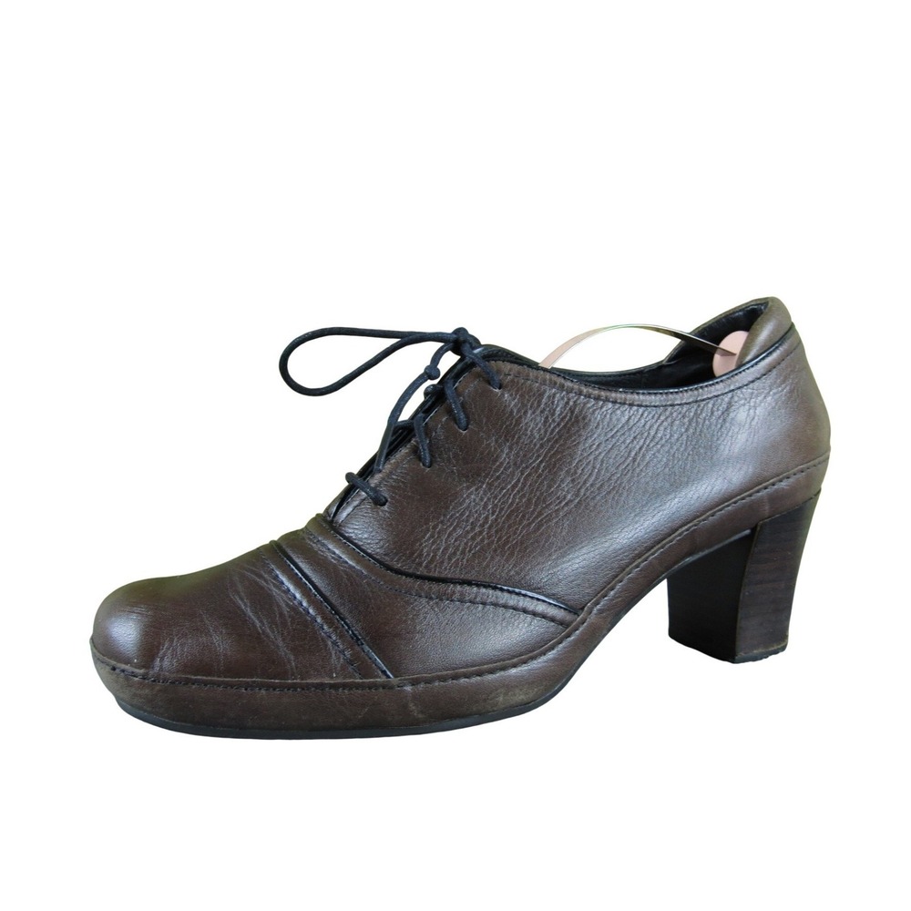 Clarks Artisan Women's 10 Brown Leather Lace-Up Bootie Heeled Comfort Shoe